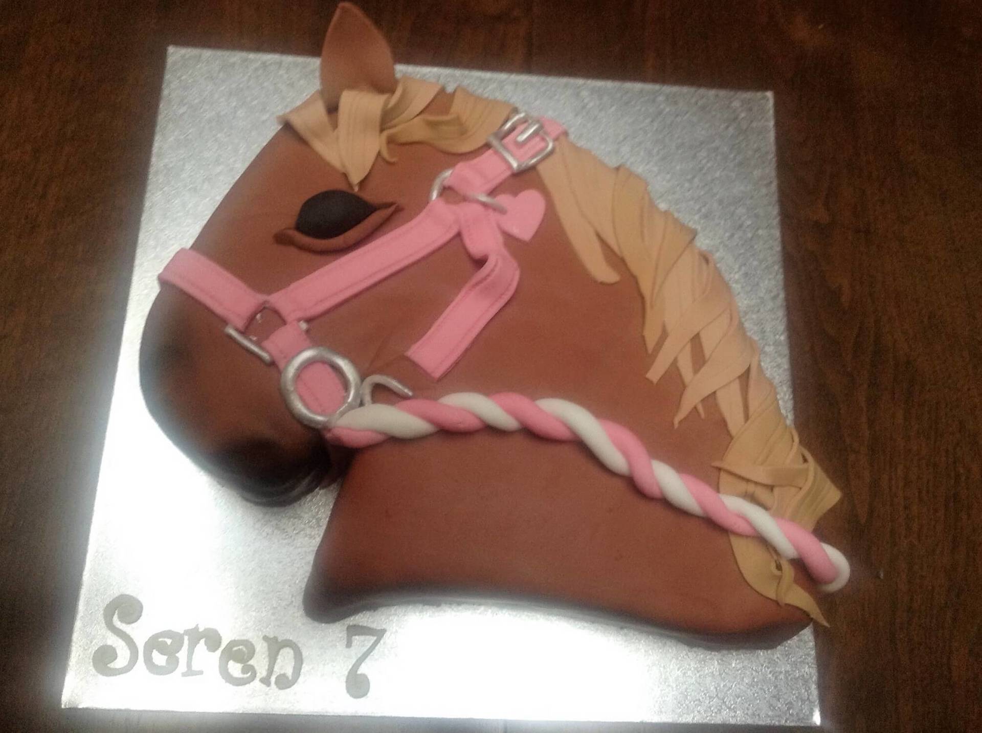 horse head birthday cake