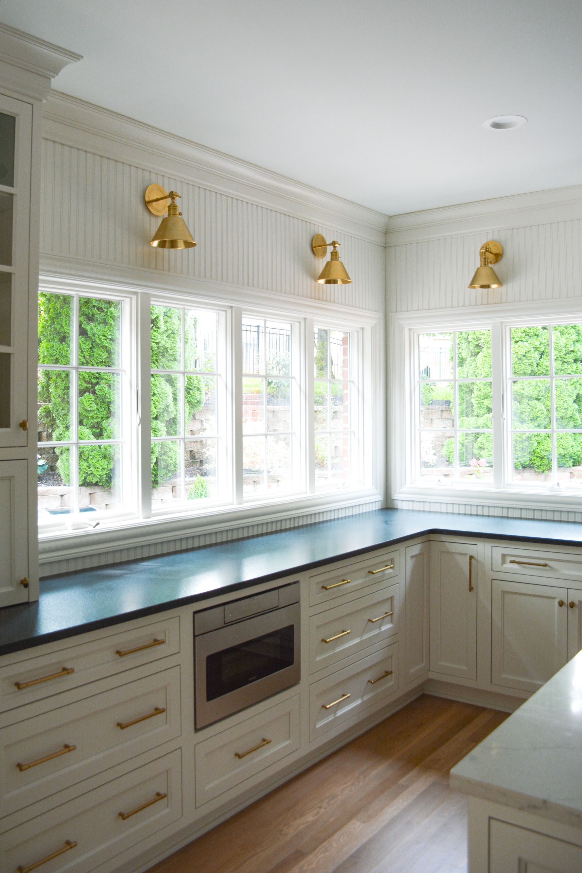 Countertop Showdown: Quartz vs. Granite vs. Butcher Block