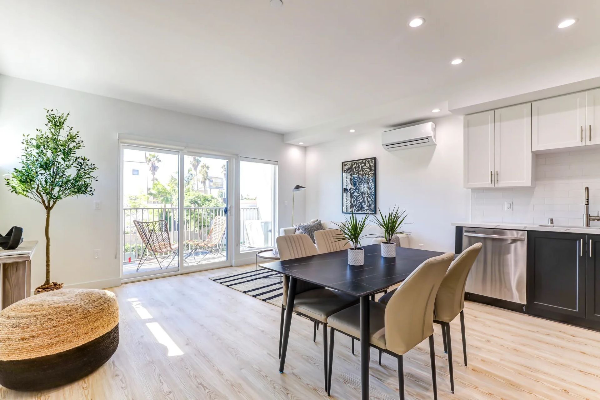 Photo of modern apartment, click here to view Gallery