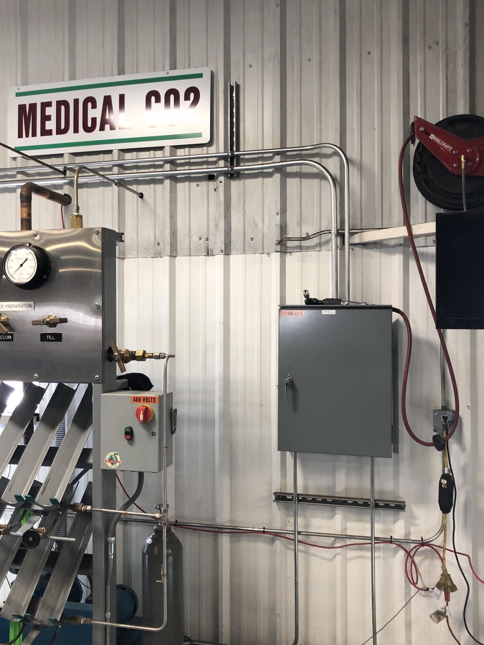 A sign on a wall that says medical on it