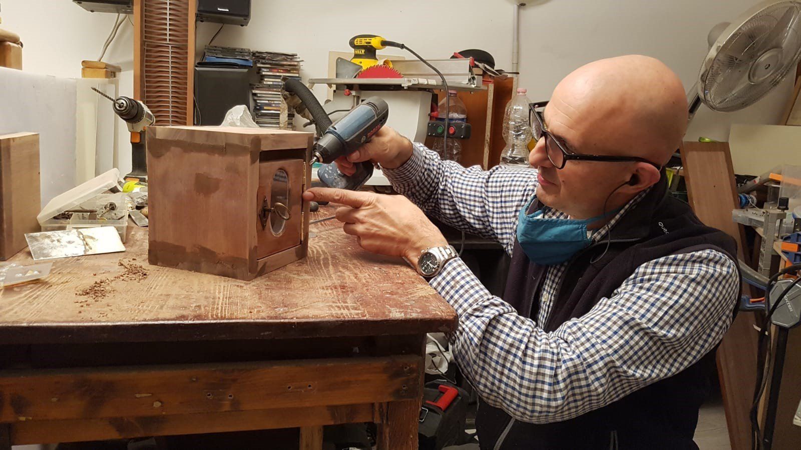 intervento di un falegname a domicilio Milano