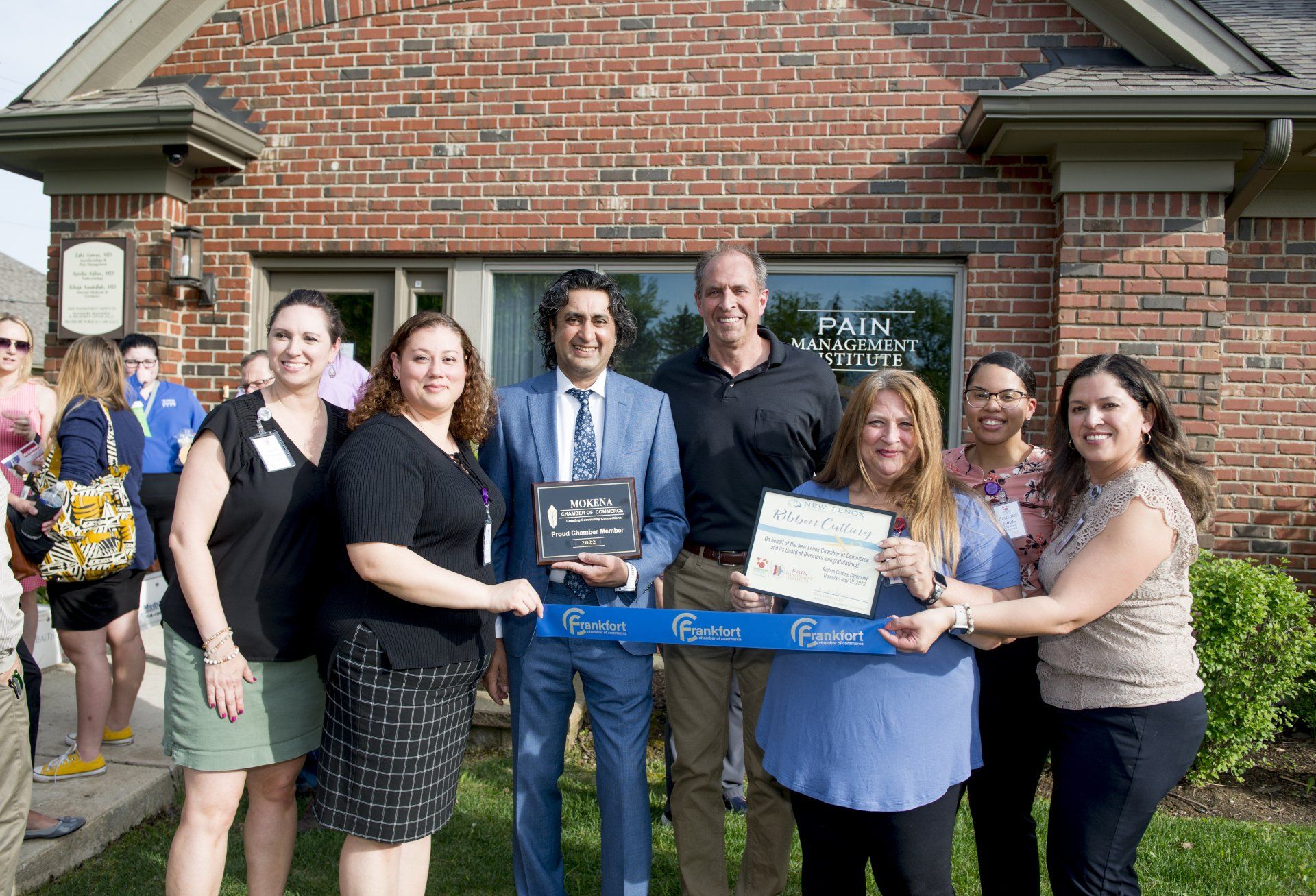 Chamber of Commerce Ribbon Cutting 51922