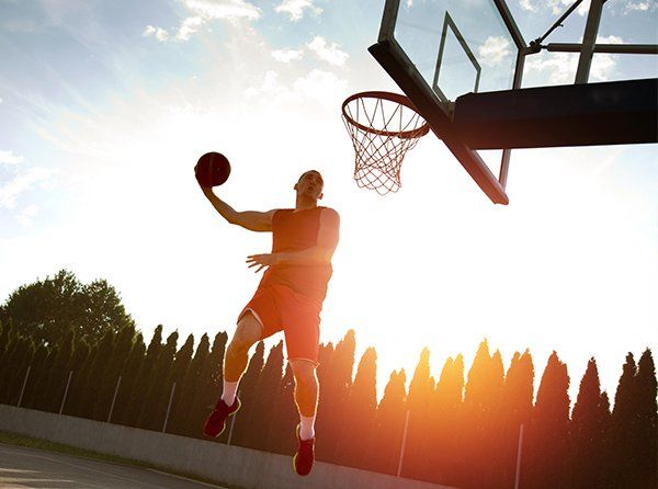 Basketball Player — Frankfort, IL — Chicago Stem Cell Therapy