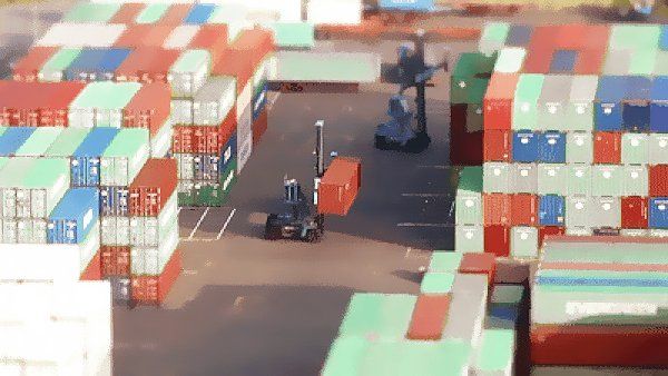 warehousing London and Felixstowe and