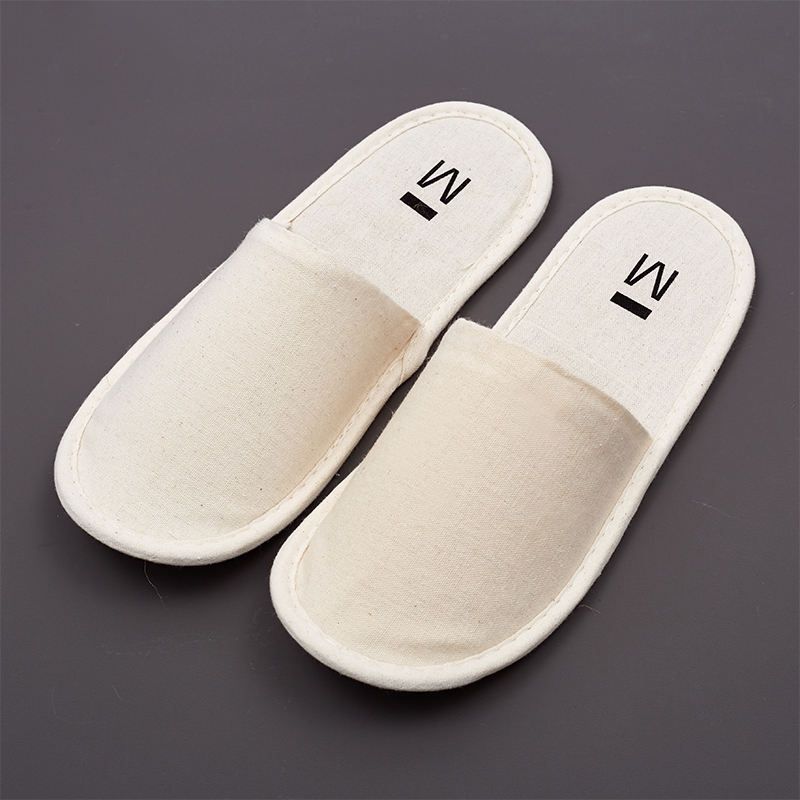 BIODEGRADABLE HOTEL SLIPPERS