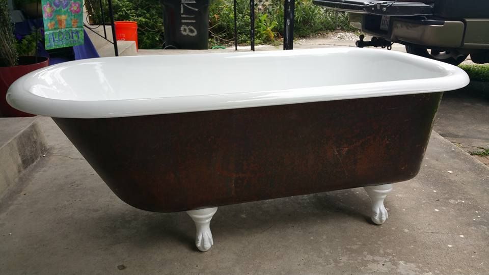 After Clawtub Refinishing — Mandeville, LA — Premier Refinishing