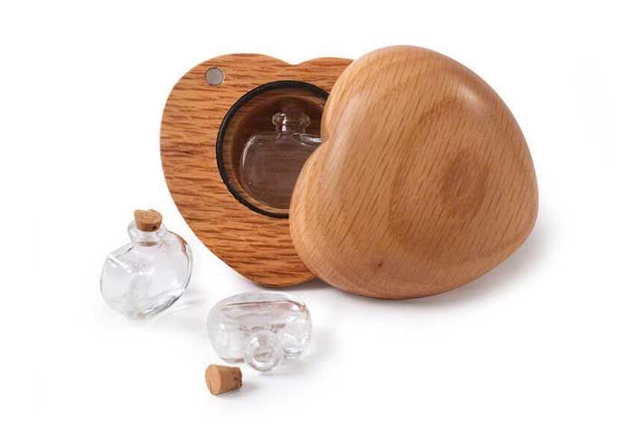 Tribute Wooden Heart Urn