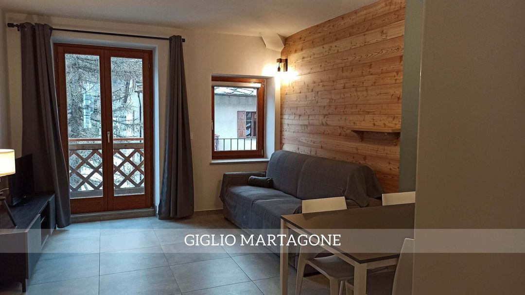 soggiorno appartamento Giglio Martagone