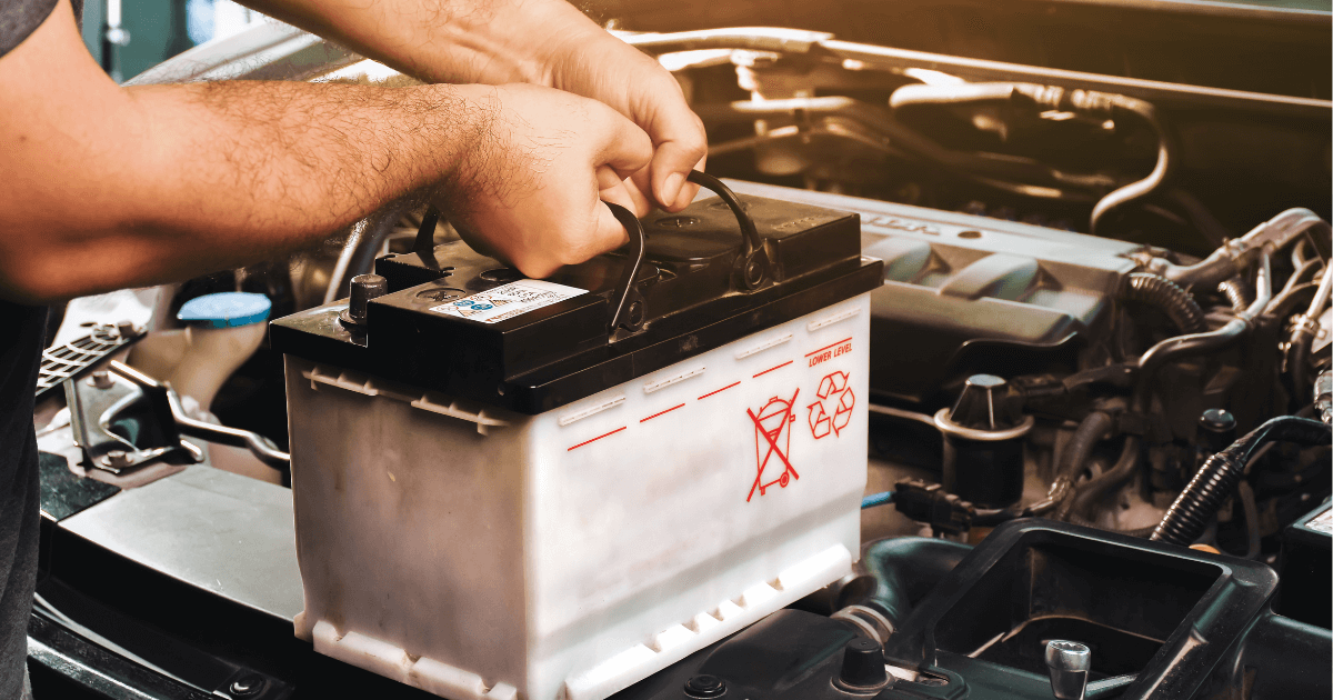 a mechanic doing a battery replacement in Nashville TN