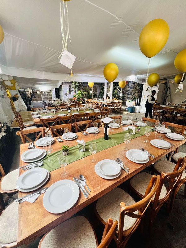 RENTA DE SILLAS Y MESAS PARA EVENTOS DOS DOS