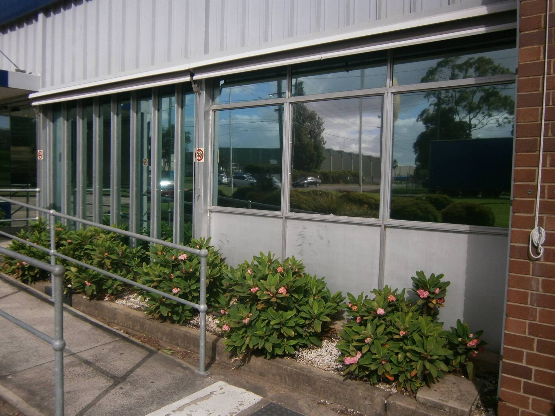 Commercial Tinting — Liverpool, NSW — The Window  Tinting Centre