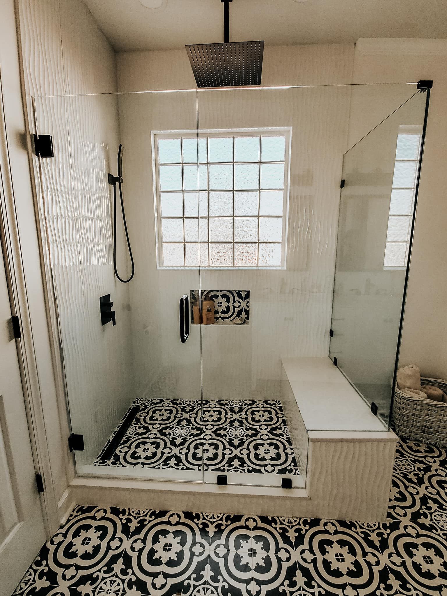 A Shower with a Black and White Tile Floor | Clayton, NC | Clayton Glass & Mirror
