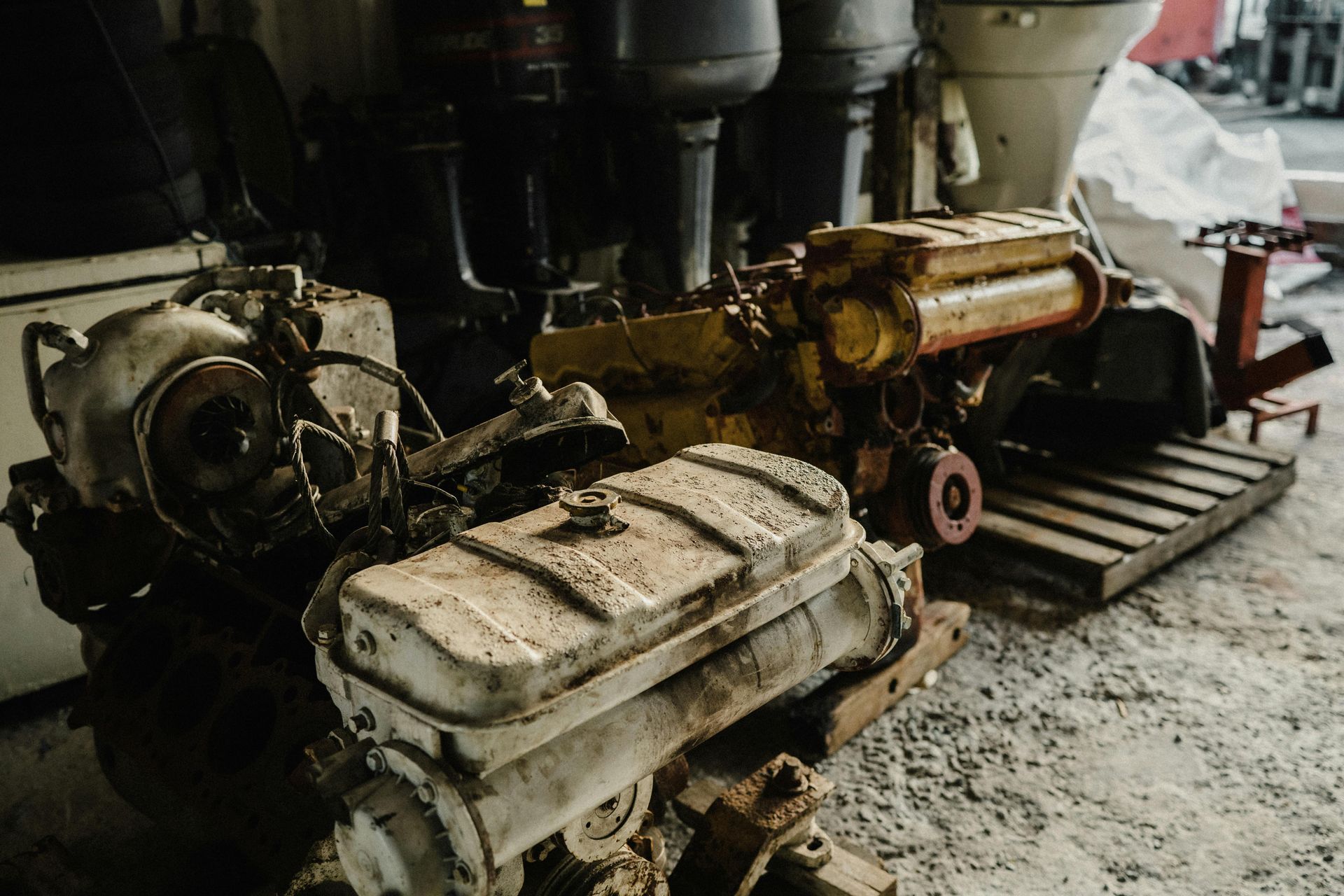 An image of Equipment Dismantling and attach case.