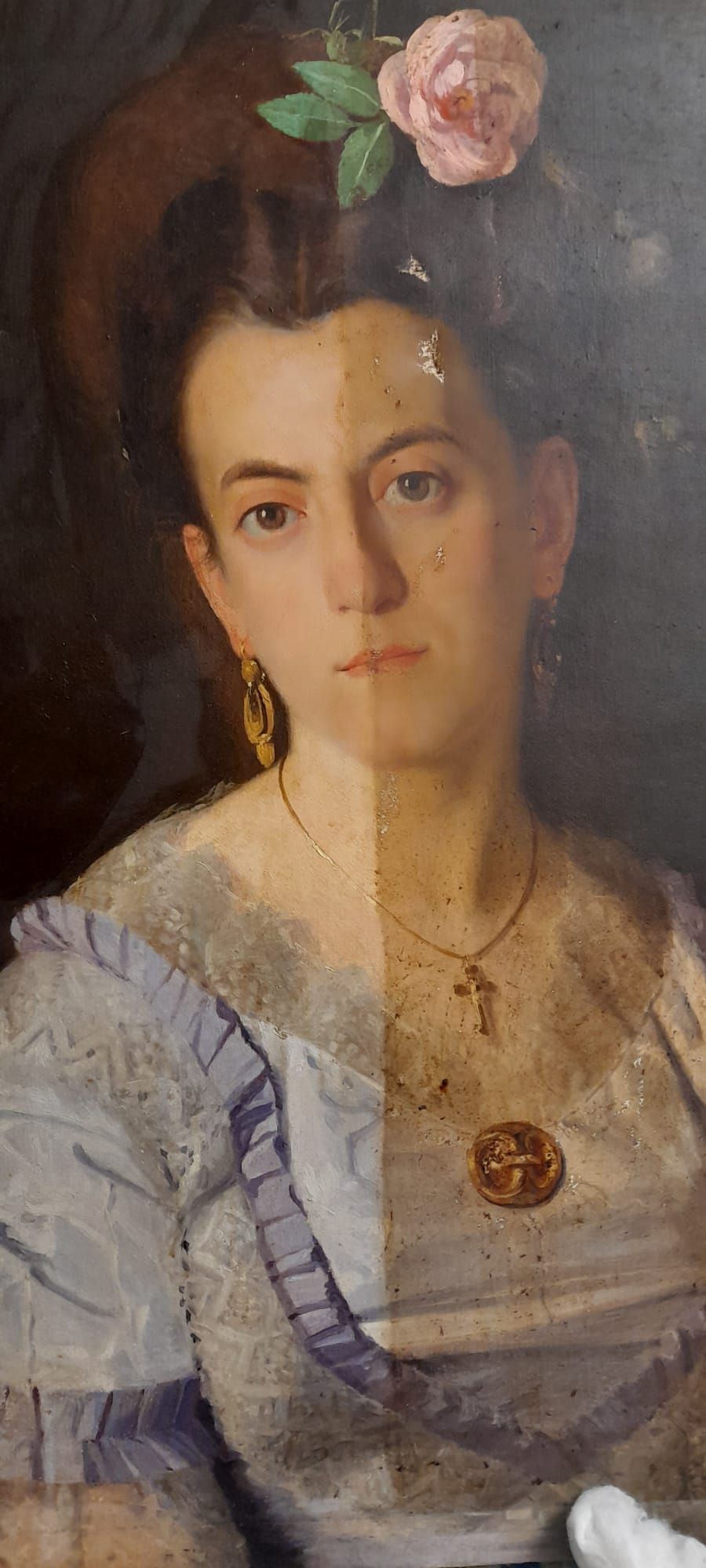 Dipinto a olio raffigurante un uomo in abito scuro, seduto, con un'espressione neutra. Sfondo chiaro.