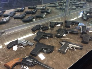 hand guns_mountain pawn_Lakewood_Colorado