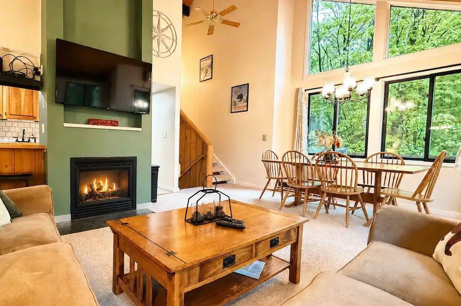 Lincoln New Hampshire Cozy Condo