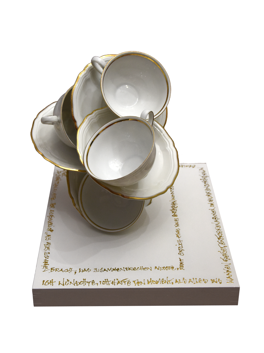 Objekt aus altem Porzellan