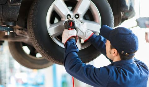 Tire Technician - Expert Auto Care in Fruitland ID