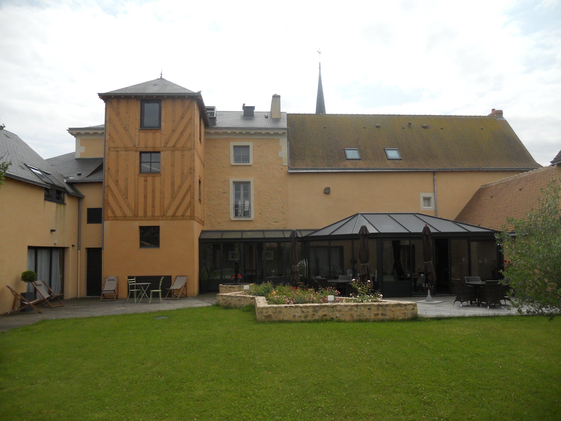 Hotel St Aubin Le Mans Classic Accommodation