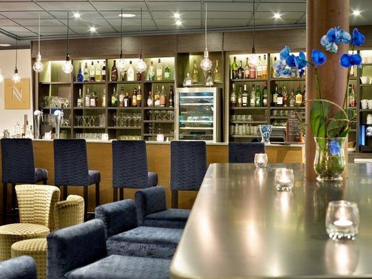 Radisson Hotel Bar