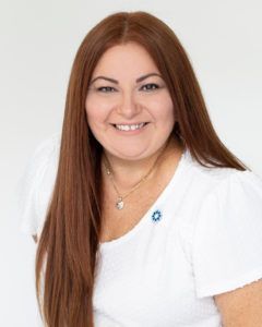 Sandra R