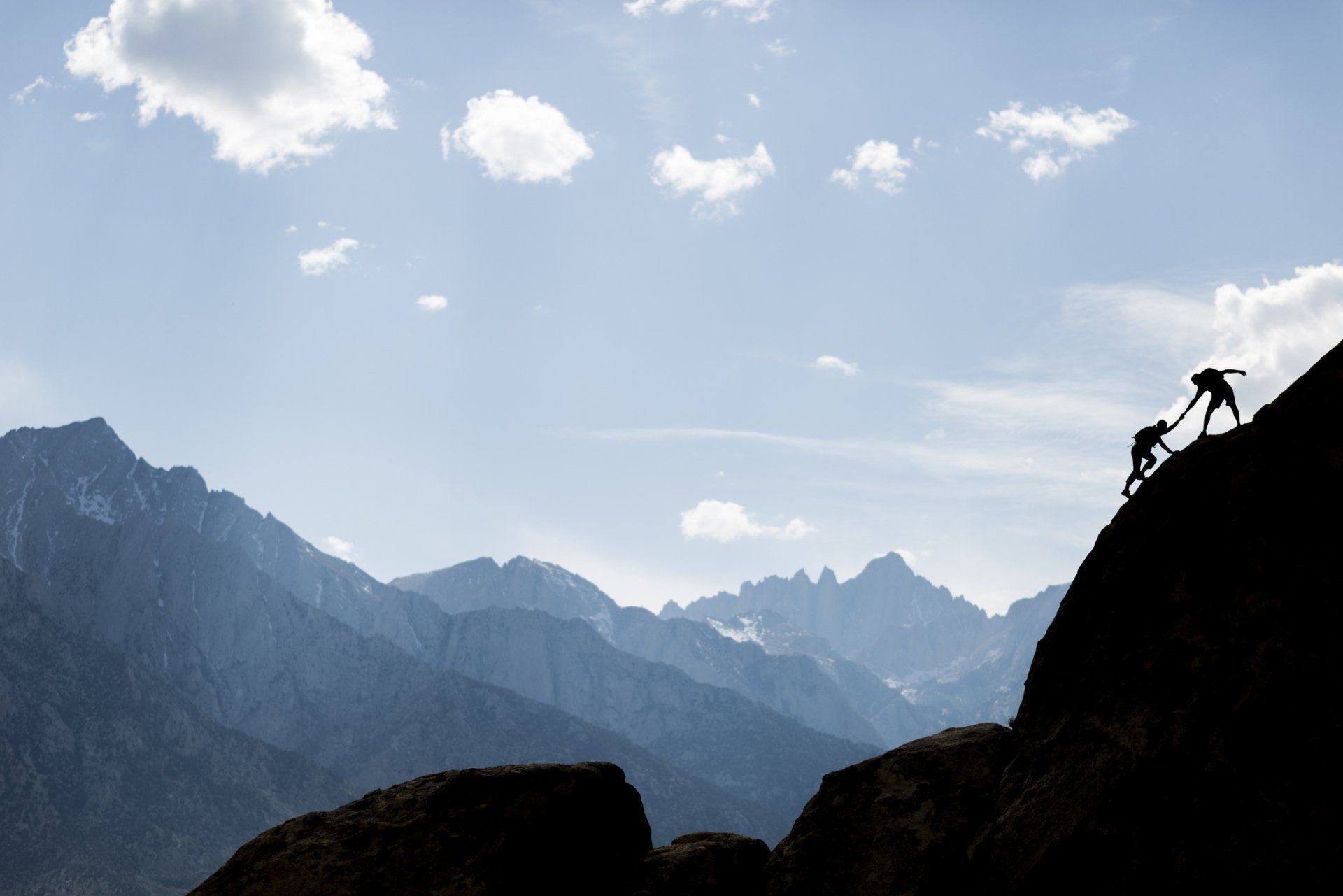 Debt collector in Hamilton