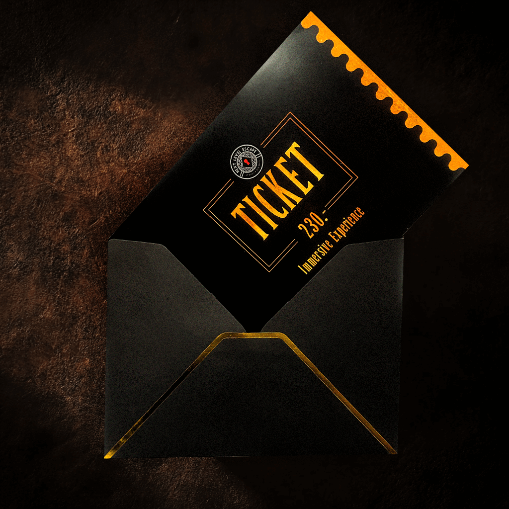 Ein brauner Umschlag mit einer Schleife darum