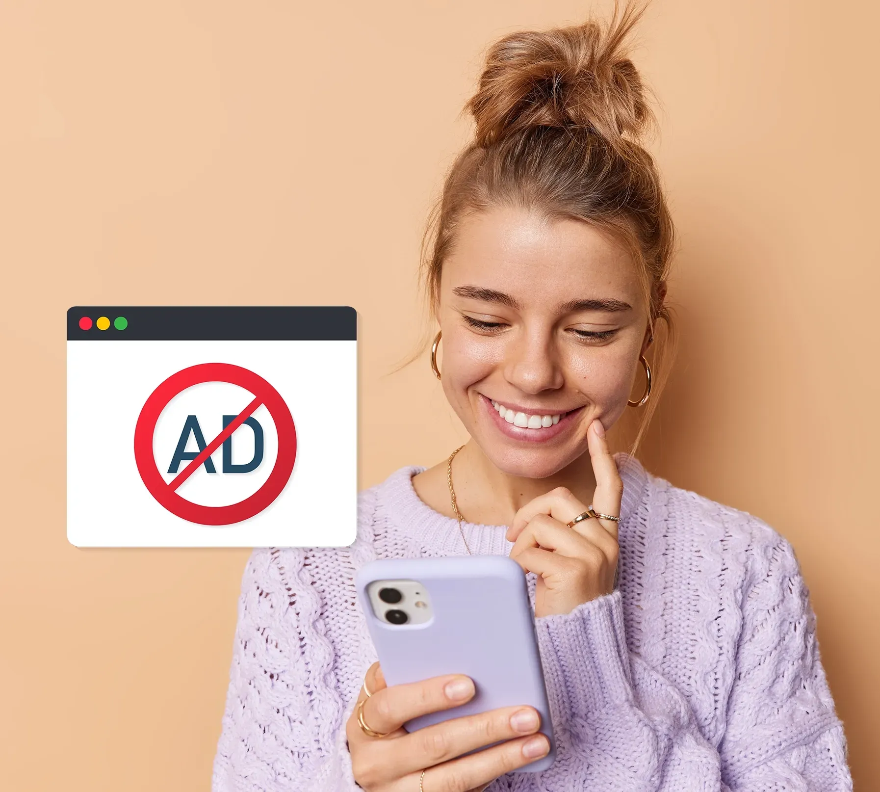 smiling woman using a phone