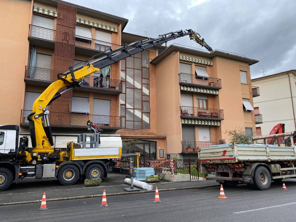 Autogru per riparazioni