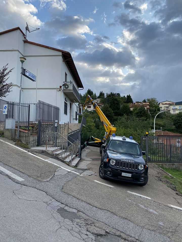 Noleggio autogru con operatore