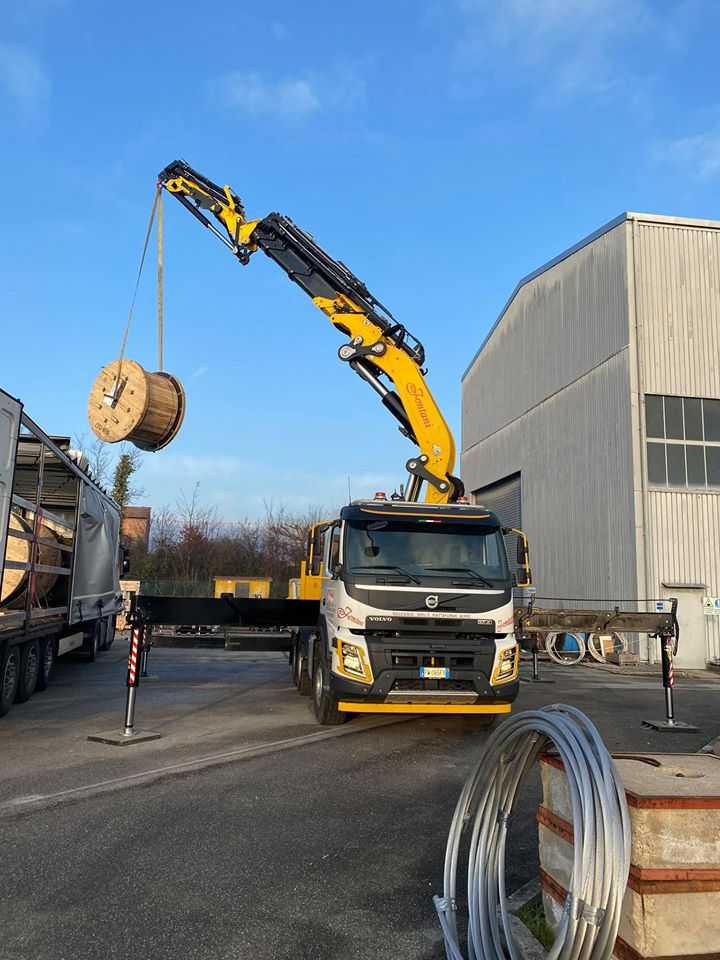 Noleggio gru per cantieri