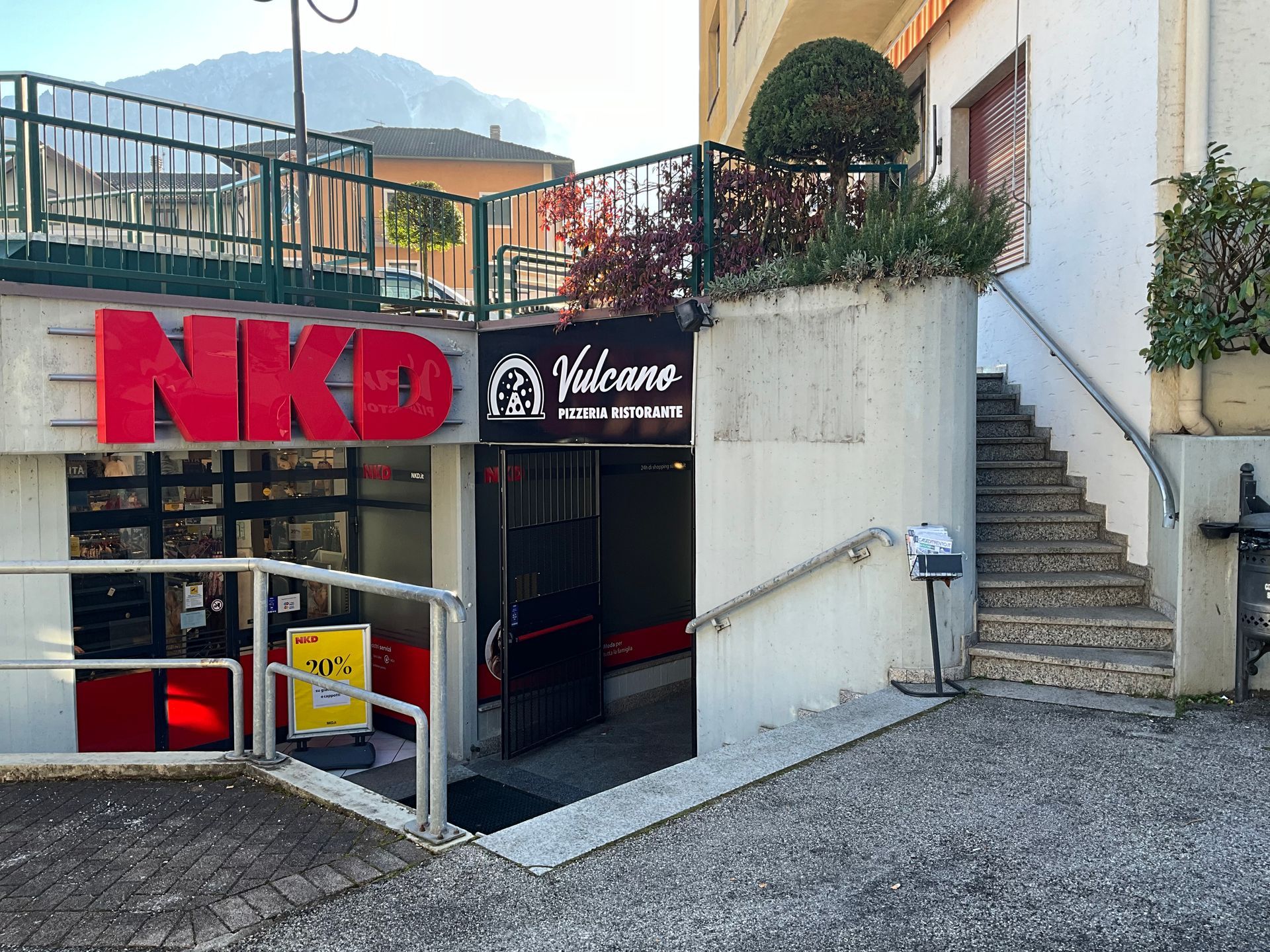 entrata della pizzeria