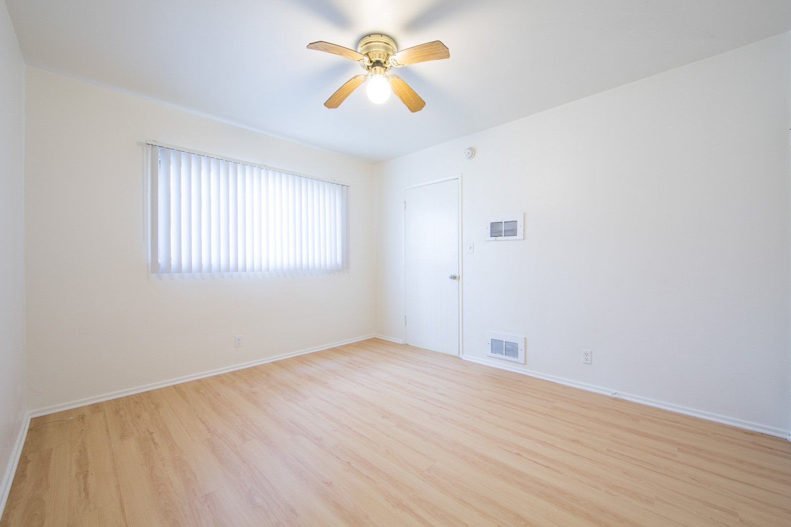 large studio with ceiling fan
