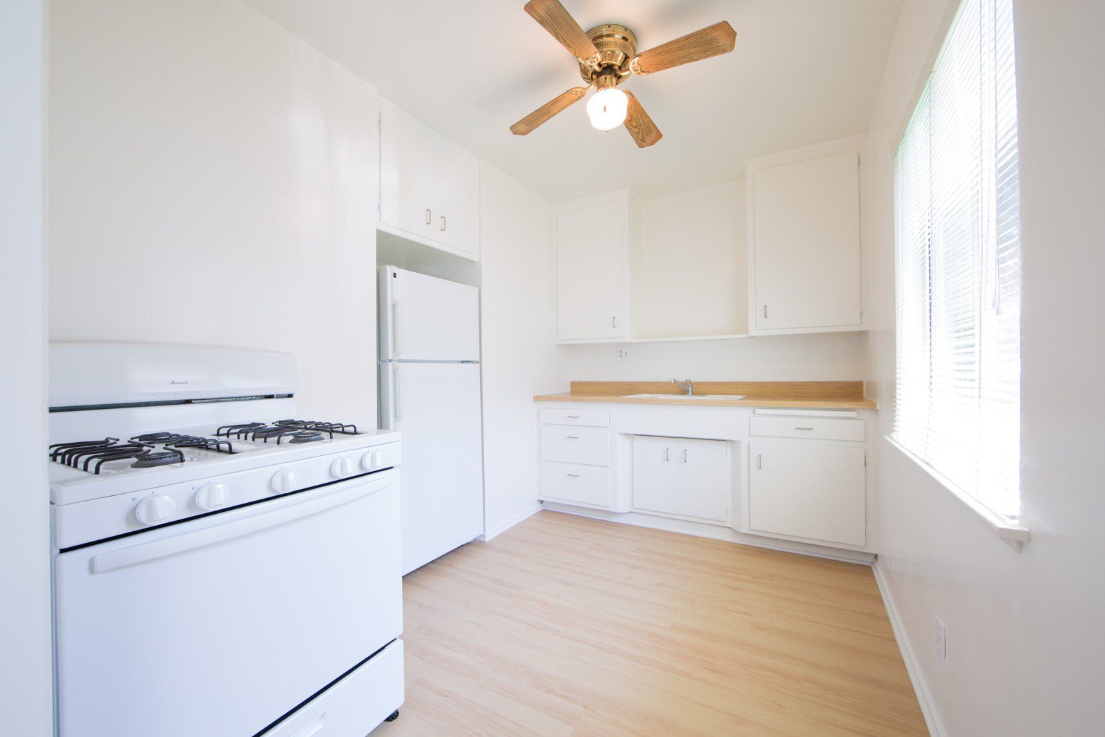 Brent Manor Apartments Photos