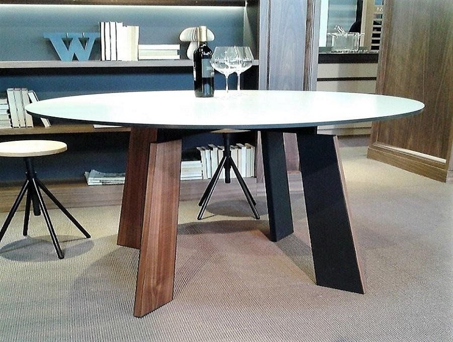 tavolo design in legno