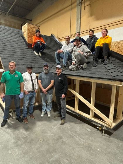 happy-roofer