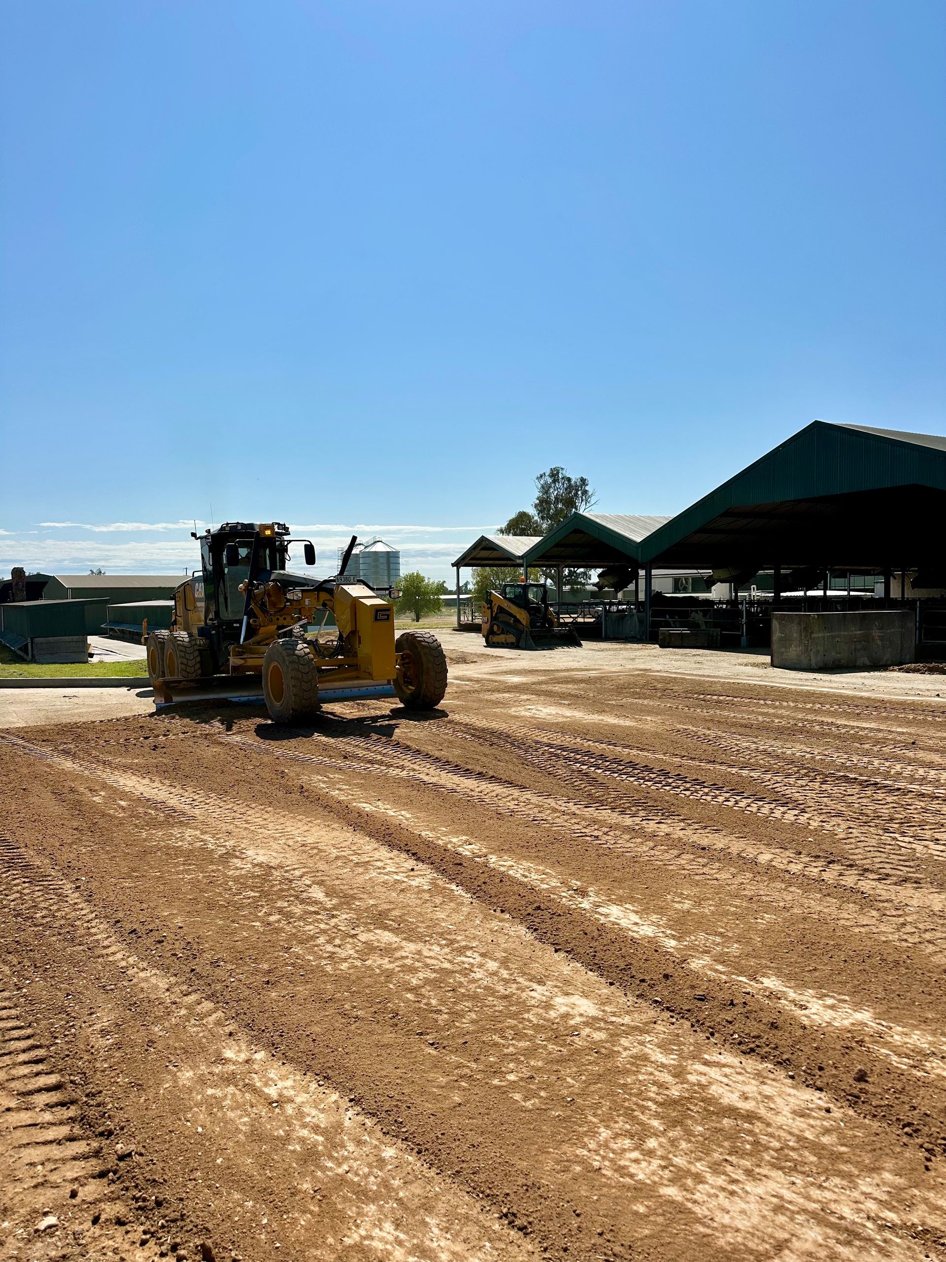 Civil grader levelling site for earthworks in Cowra NSW – expert  grading and site preparation services
