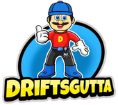 Tegneseriefigur med bart, rød skjorte, blå caps, tommelen opp og logoen «DRIFTSGUTTA».