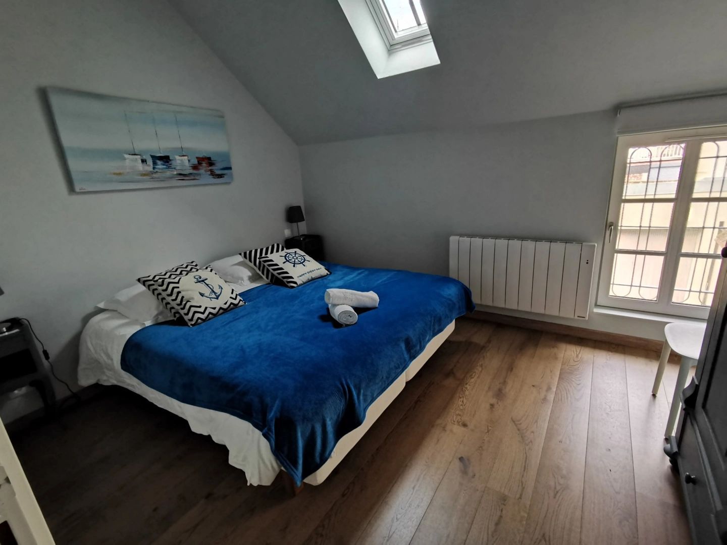 Photo de la chambre avec lit king size