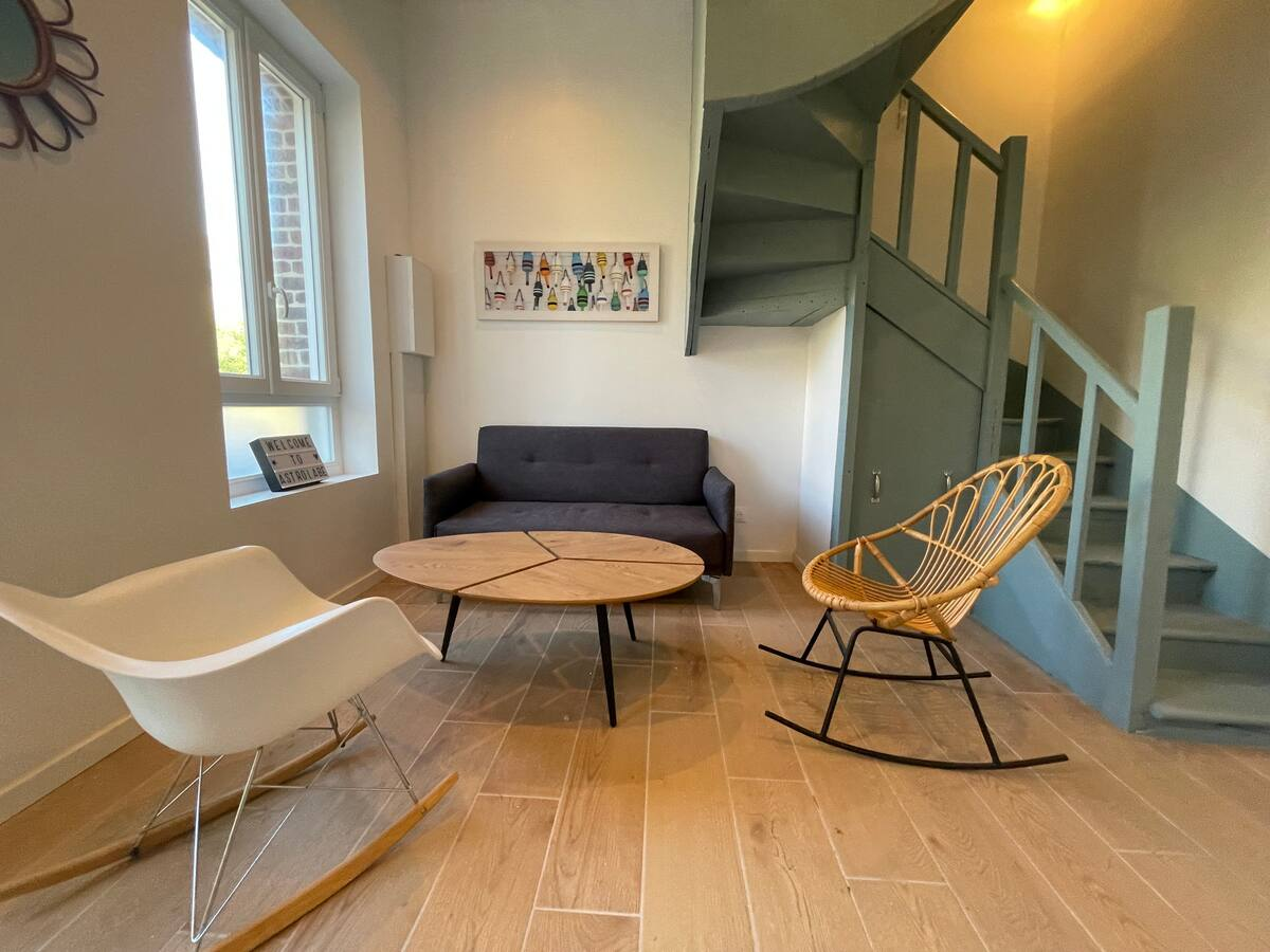 Séjour salon canapé table basse