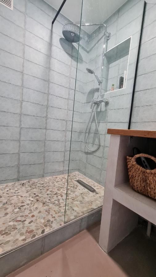 Douche à l'italienne