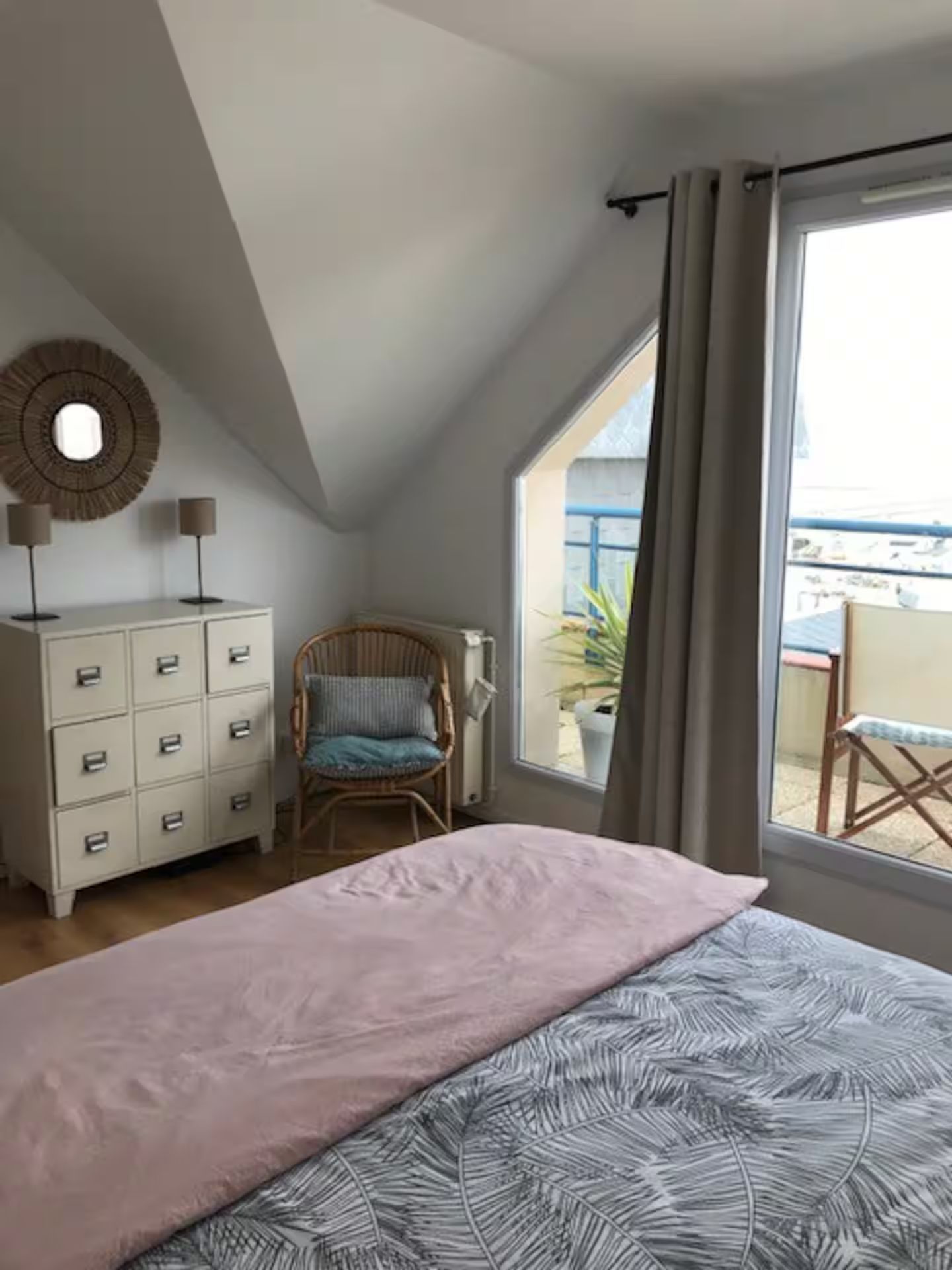 Vue sur le port de la chambre 3 du gite de Fécamp