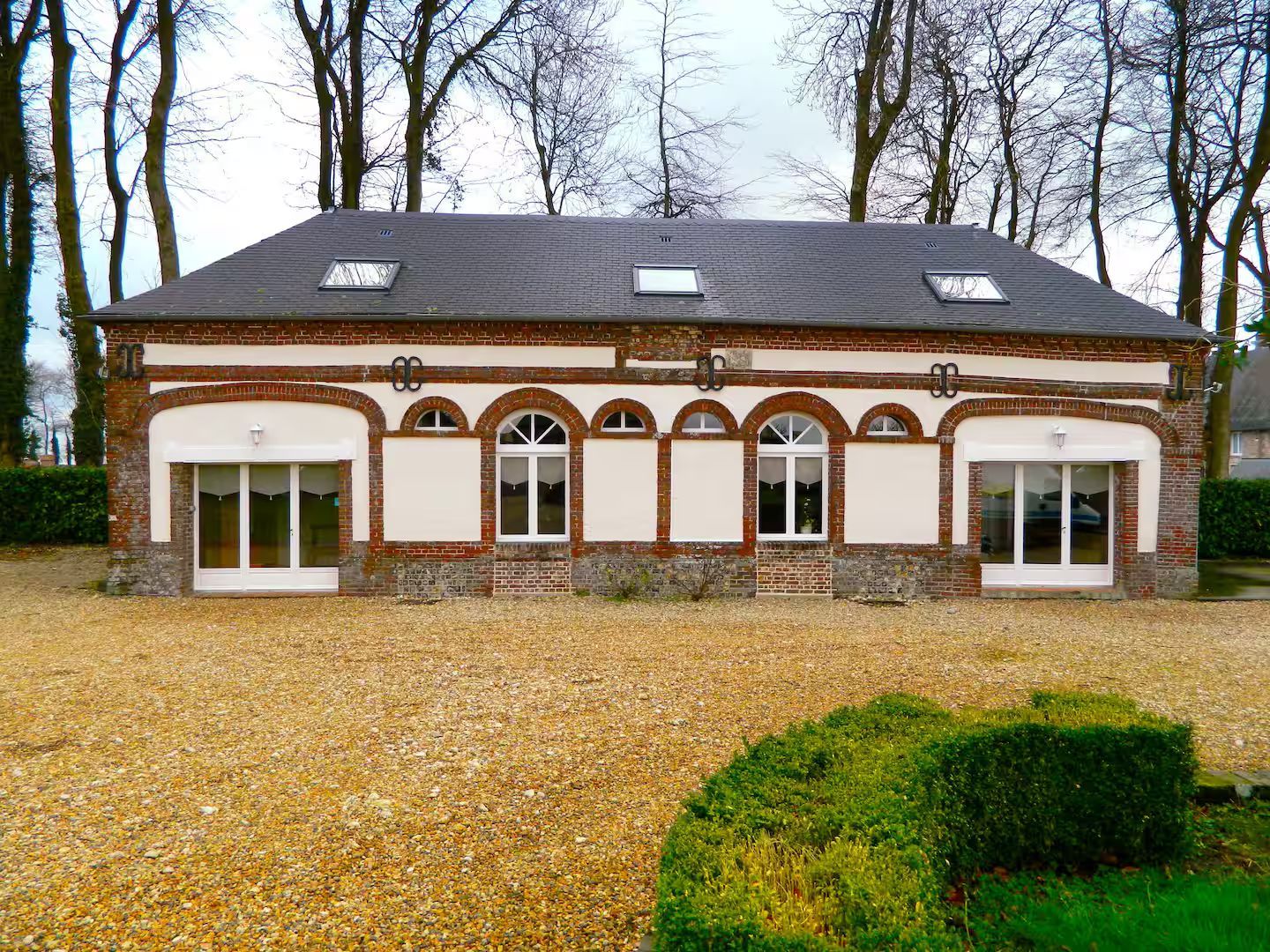 Autre vue extérieure du gite