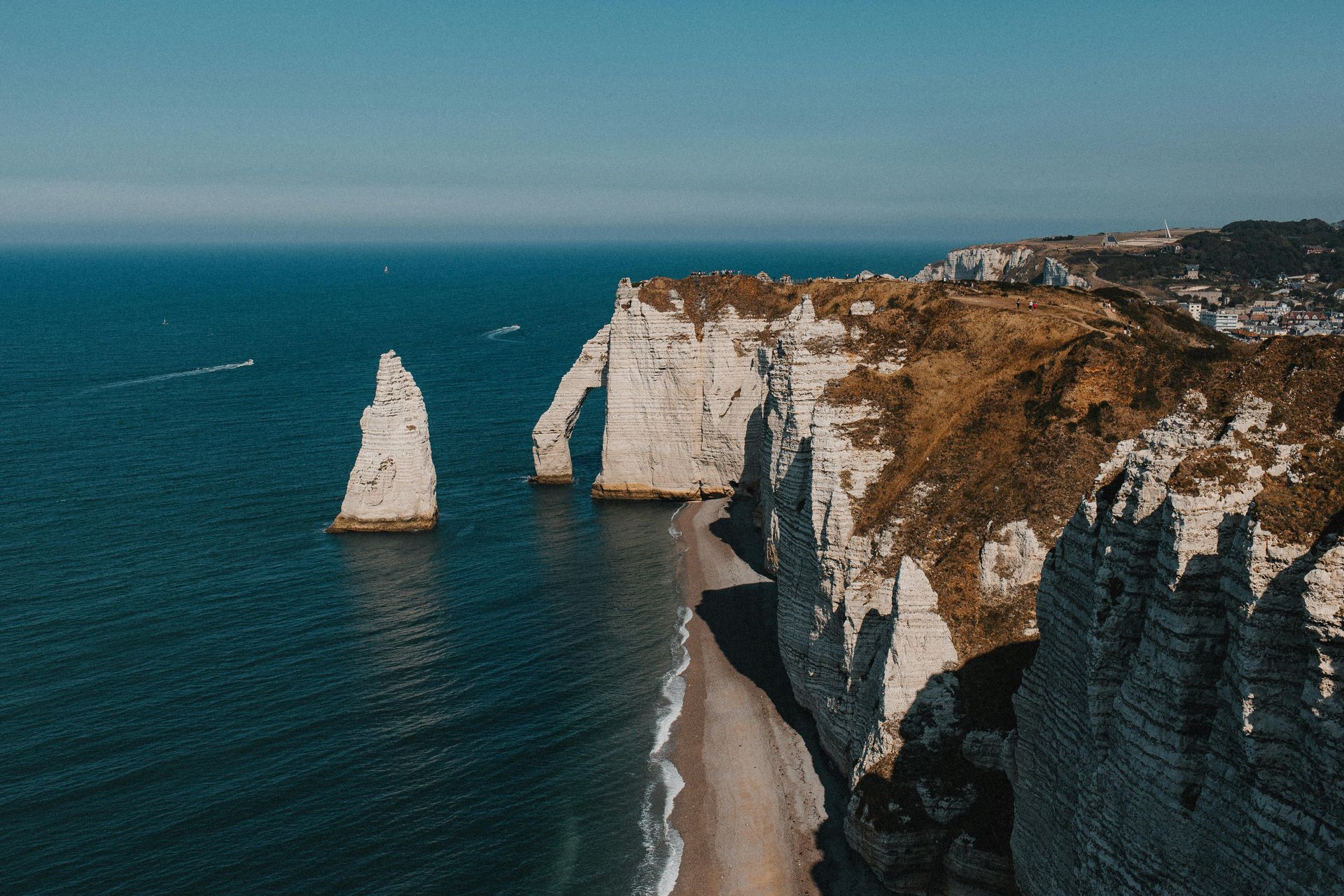 Photo iconique d'Etretat pour représenter nos gites à Etretat