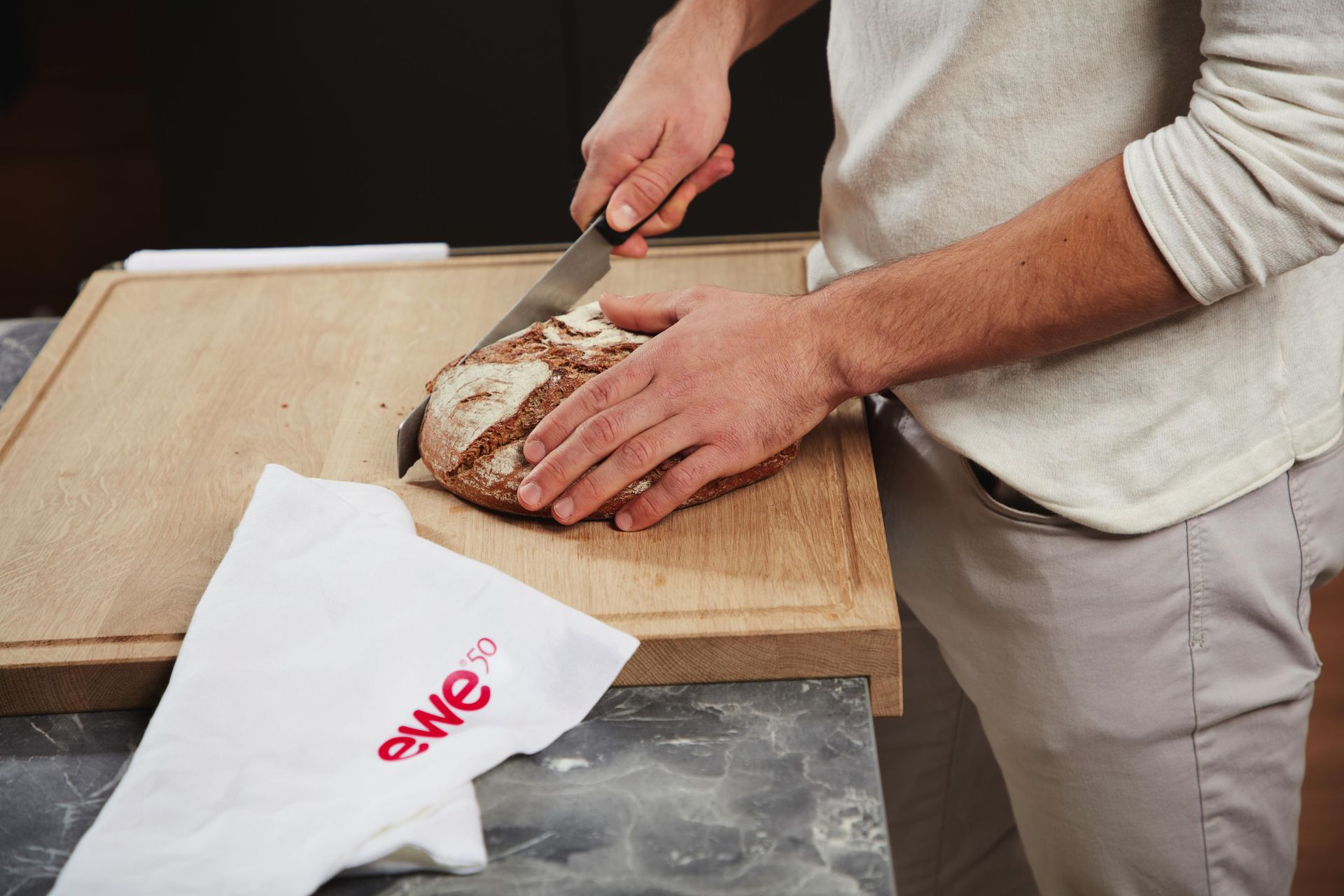 Maßküche, Einbauküche - Arbeitsflächen vom Tischlermeister Möbel Galerie Neuhauser in Gerasdorf bei Wien