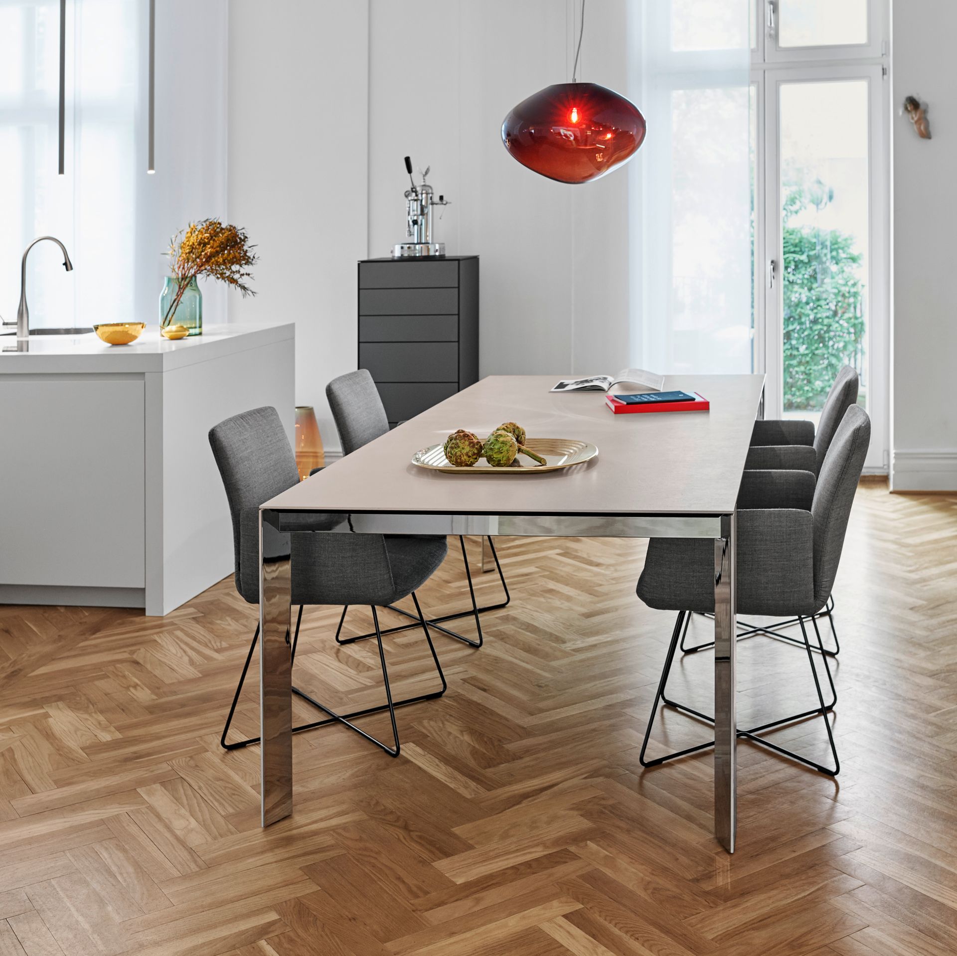 Kettnaker Möbel soma Tisch bei Möbel Galerie Neuhauser in 2201 Gerasdorf bei Wien