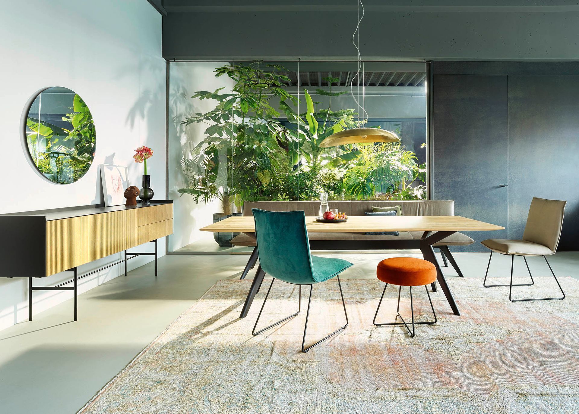 Haas Möbel te 510 bei Möbel Galerie Neuhauser in 2201 Gerasdorf bei Wien