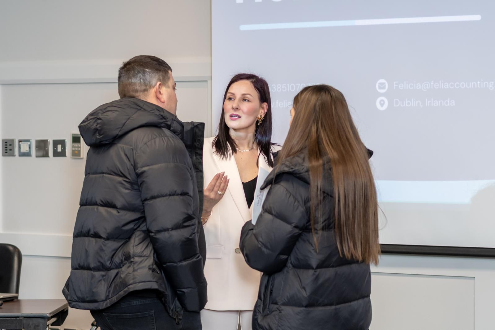 Experienced accountant educating business owners