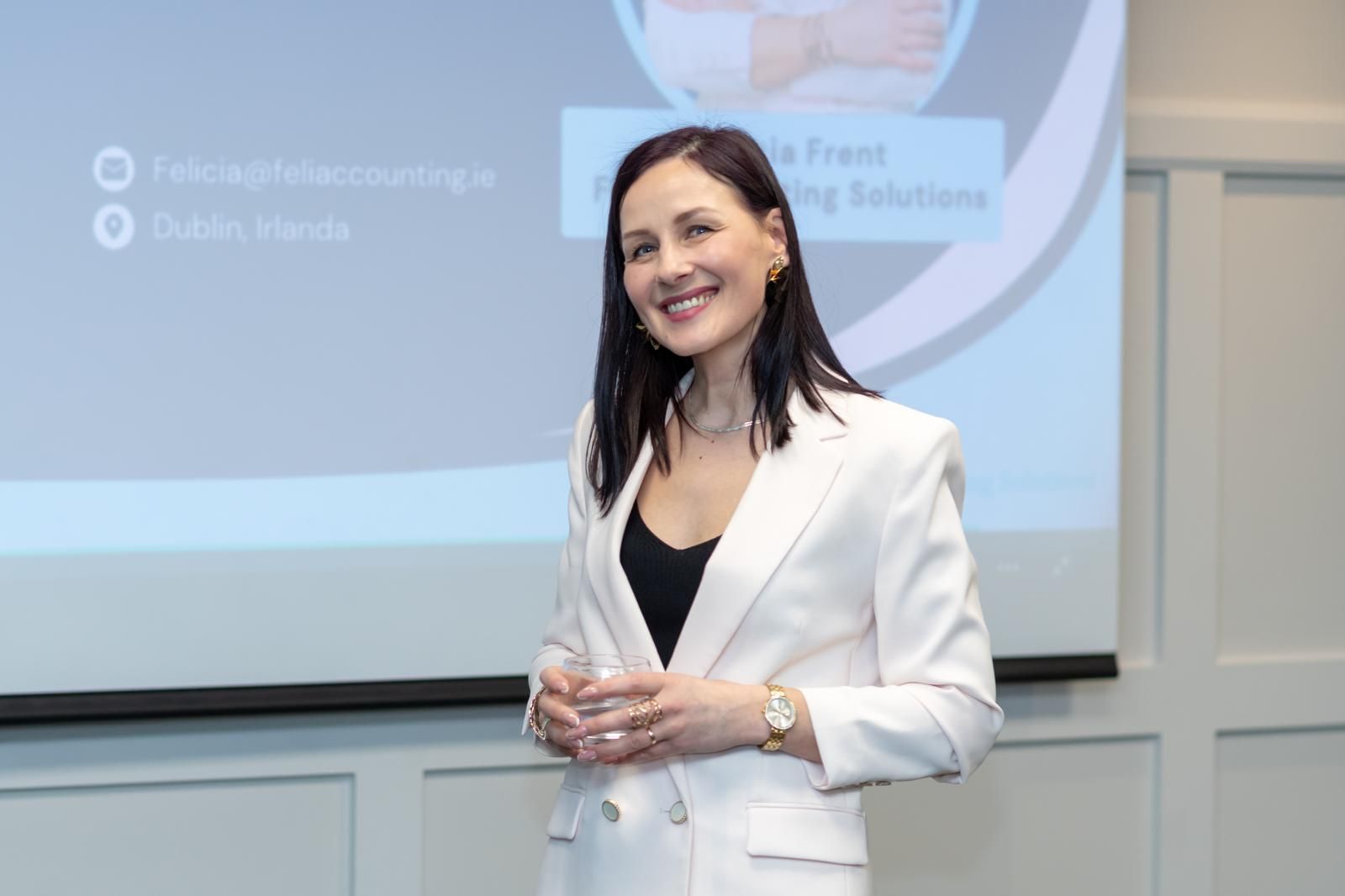 Felicia Frent Portrait