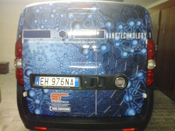 Furgone per pulizia tappezzeria auto a Prato